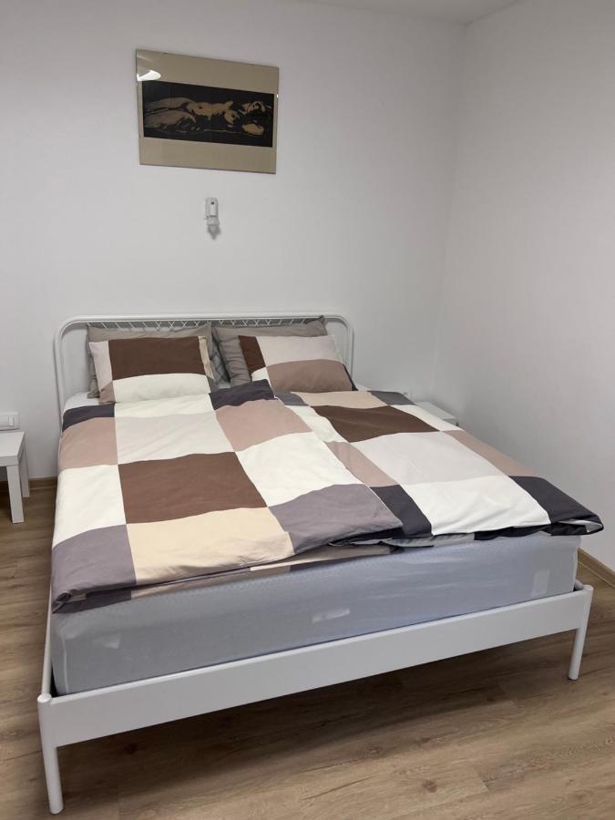 Stara Jezica Apartments With Wifi Любляна Екстериор снимка
