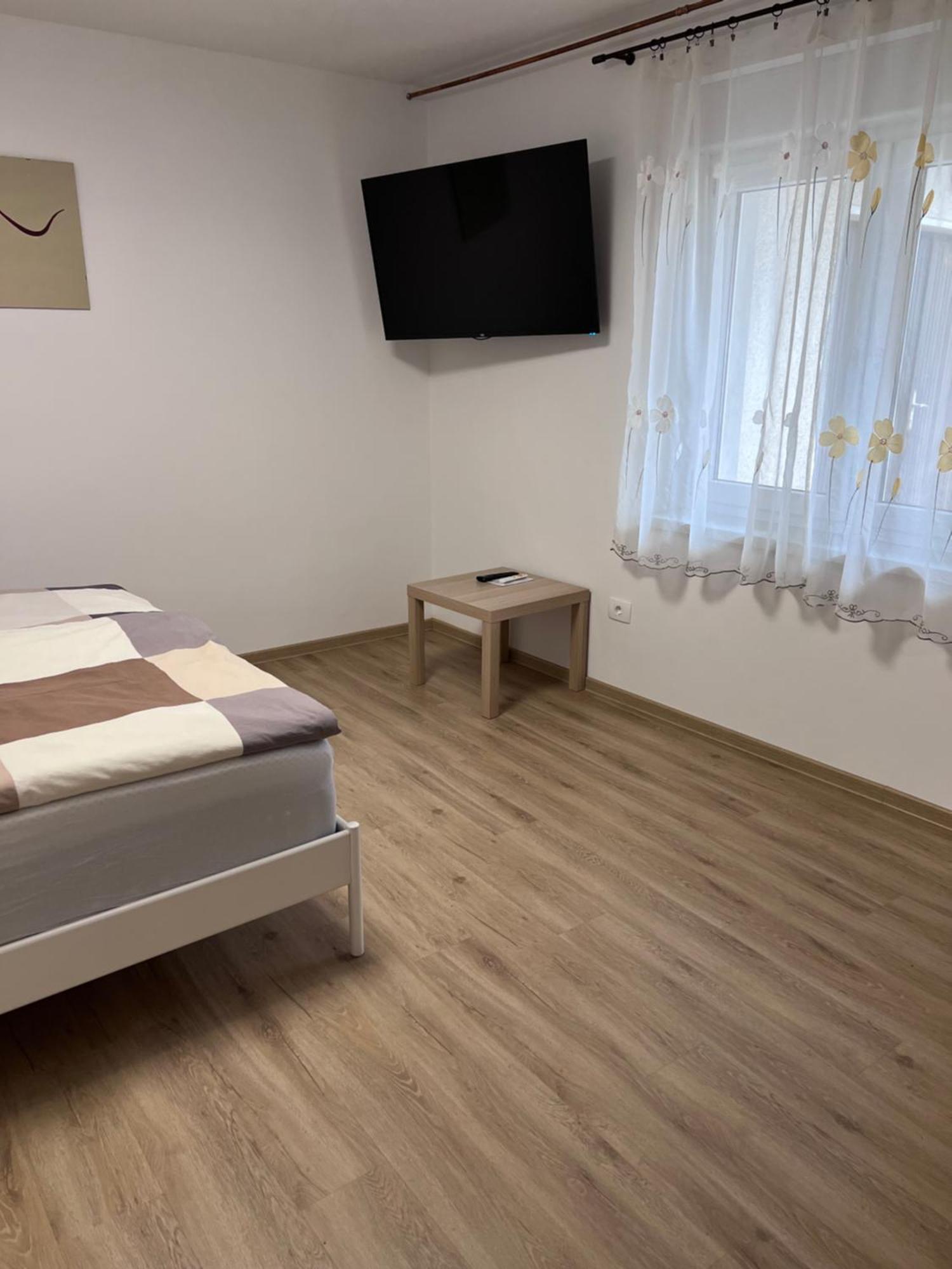 Stara Jezica Apartments With Wifi Любляна Стая снимка