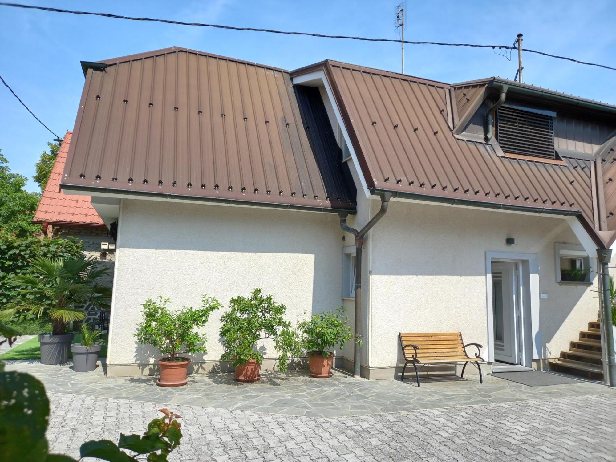 Stara Jezica Apartments With Wifi Любляна Екстериор снимка
